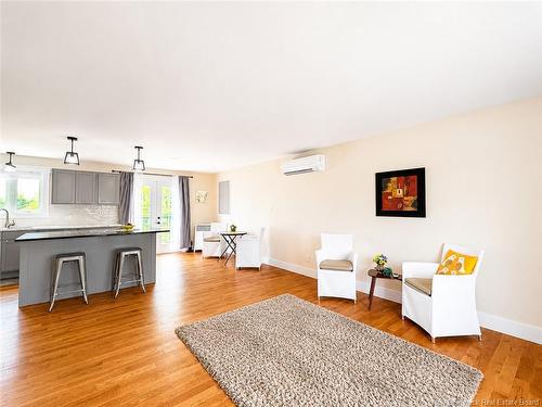 527 St Anne Rd, Bathurst, NB 