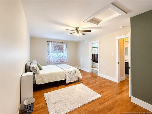 527 St Anne Rd, Bathurst, NB 
