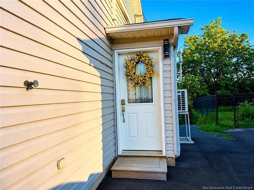 527 St Anne Rd, Bathurst, NB 