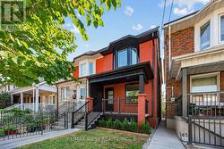 67 DAY AVENUE  Toronto, ON M6E 3W1