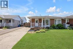 111 OPRINGTON Court  Kitchener, ON N2N 3E2