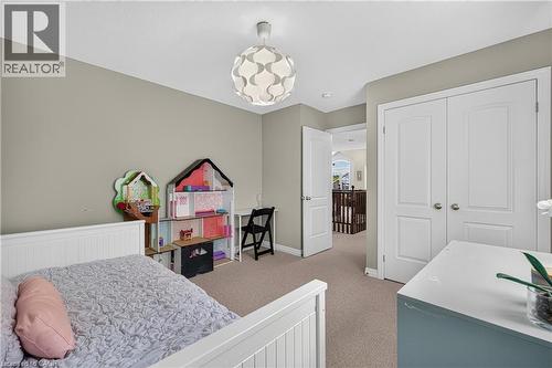 522 Woodbine Avenue, Kitchener, ON - Indoor Photo Showing Bedroom
