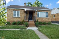 622 UPPER SHERMAN Avenue Hamilton, ON L8V 3M2