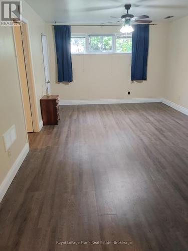 832 FERNDALE STREET , Oshawa (Northglen), Ontario L1J 5L7 3