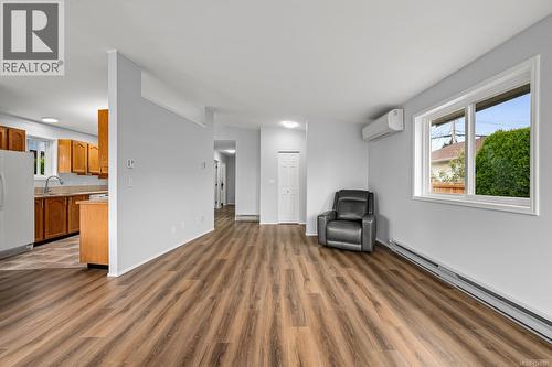2233 6Th St E, Courtenay, BC - Indoor