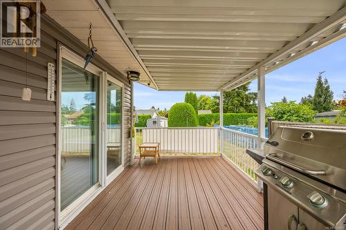 2233 6Th St E, Courtenay, BC - Outdoor With Deck Patio Veranda With Exterior