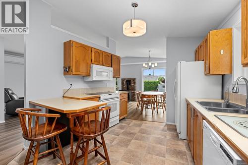 2233 6Th St E, Courtenay, BC - Indoor Photo Showing Kitchen With Double Sink