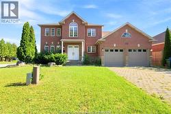 936 NORTH TALBOT ROAD  Windsor, ON N9G 2S3