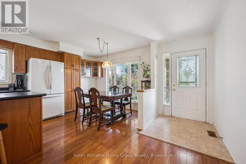 28 Peglar Crescent, Centre Wellington (Fergus), ON - Indoor Photo Showing Kitchen