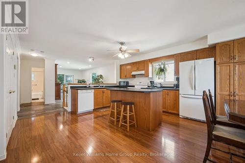28 Peglar Crescent, Centre Wellington (Fergus), ON - Indoor Photo Showing Kitchen