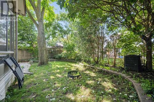 28 Peglar Crescent, Centre Wellington (Fergus), ON - Outdoor