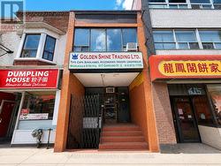 617 GERRARD STREET E  Toronto, ON M4M 1Y2