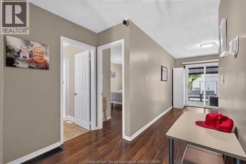 1075 Curry, Windsor, ON - Indoor Photo Showing Other Room