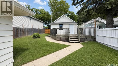413 L Avenue N, Saskatoon, SK - Outdoor