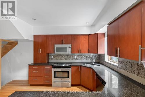 75 Ross Avenue, Ottawa, ON - Indoor Photo Showing Kitchen With Double Sink