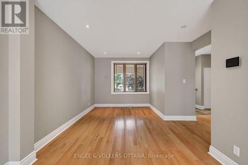 75 Ross Avenue, Ottawa, ON - Indoor Photo Showing Other Room