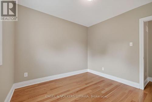 75 Ross Avenue, Ottawa, ON - Indoor Photo Showing Other Room