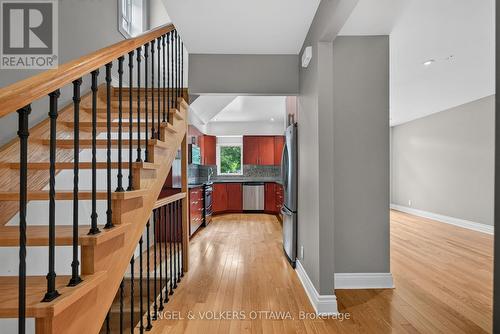 75 Ross Avenue, Ottawa, ON - Indoor Photo Showing Other Room