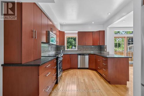 75 Ross Avenue, Ottawa, ON - Indoor Photo Showing Kitchen