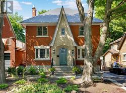 406 HURON AVENUE S  Ottawa, ON K1Y 0X1