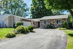21 B ST REMY DRIVE Ottawa, ON K2J 1A7