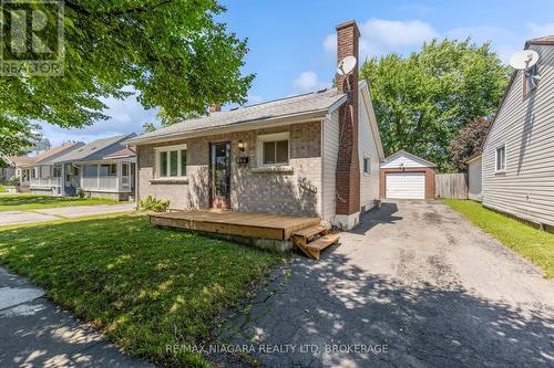 394 SIMPSON AVENUE  Welland (Lincoln/Crowland), ON L3B 4Z2