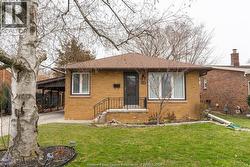 1120 PARKVIEW AVENUE Unit# UPPER Windsor, ON N8S 2X9