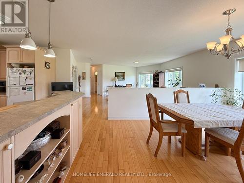 3175 3/4 Concession, Clearview, ON - Indoor Photo Showing Dining Room