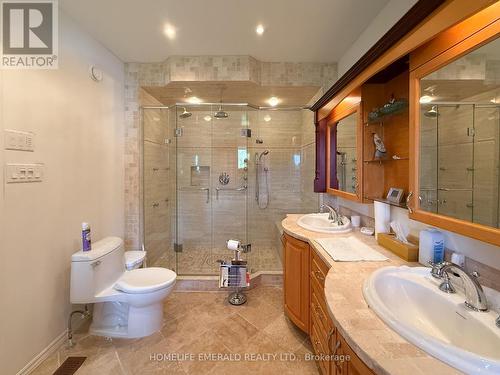 3175 3/4 Concession, Clearview, ON - Indoor Photo Showing Bathroom