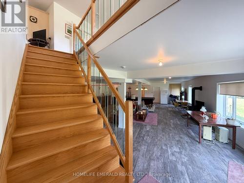 3175 3/4 Concession, Clearview, ON - Indoor Photo Showing Other Room