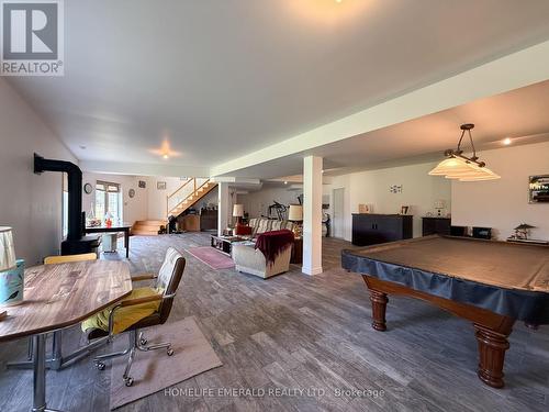 3175 3/4 Concession, Clearview, ON - Indoor Photo Showing Other Room