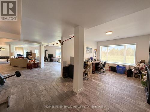 3175 3/4 Concession, Clearview, ON - Indoor