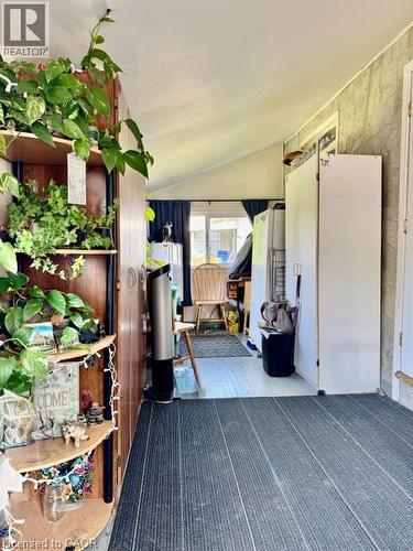342 Barton Street, Hamilton, ON - Indoor Photo Showing Other Room