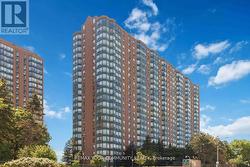 1109 - 135 HILLCREST AVENUE  Mississauga, ON L5B 4B1