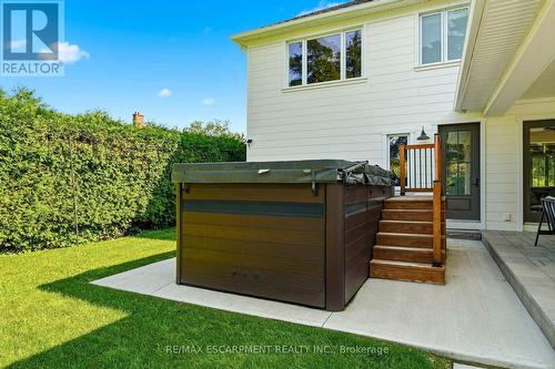 940 Gorton Avenue, Burlington, ON - Outdoor With Exterior