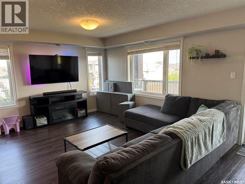 108 210 Rajput Way, Saskatoon, SK - Indoor Photo Showing Living Room