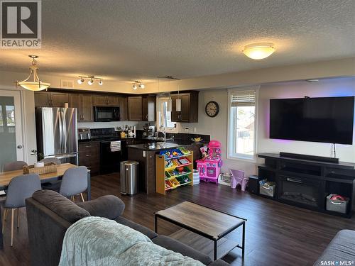 108 210 Rajput Way, Saskatoon, SK - Indoor Photo Showing Living Room