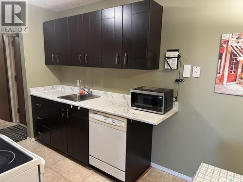 237 510 Prairie Avenue, Saskatoon, SK - Indoor Photo Showing Kitchen