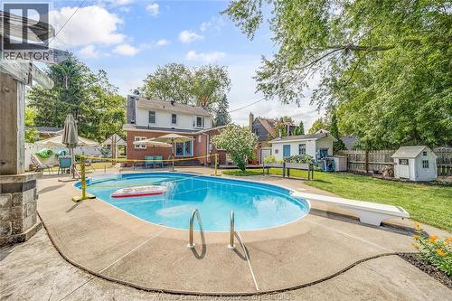 2784 Alexandra Ave, Windsor, ON - Outdoor With In Ground Pool With Backyard