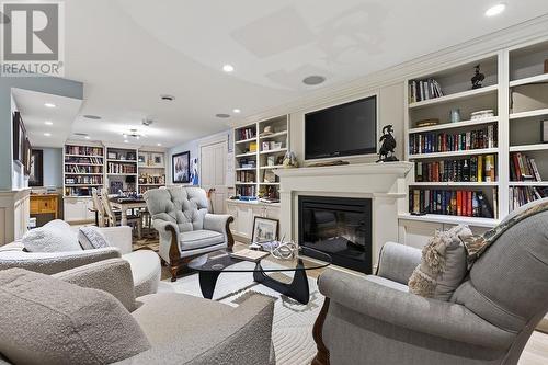 966 Fourth Lin E, Sault Ste. Marie, ON - Indoor Photo Showing Living Room With Fireplace