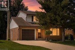 43 MCGREGOR Street E  Stratford, ON N4Z 1G5