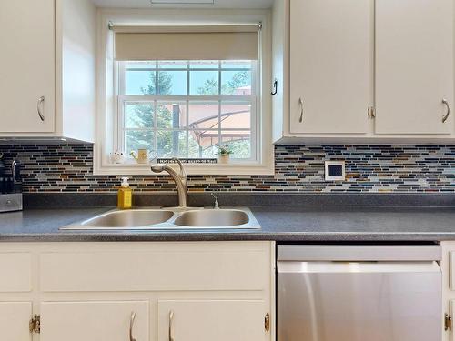 80 Apple Tree Lane, Kentville, NS - Indoor Photo Showing Kitchen With Double Sink