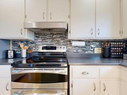80 Apple Tree Lane, Kentville, NS - Indoor Photo Showing Kitchen With Upgraded Kitchen