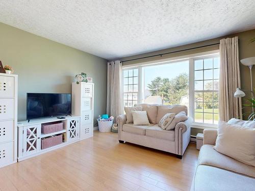 80 Apple Tree Lane, Kentville, NS - Indoor Photo Showing Living Room