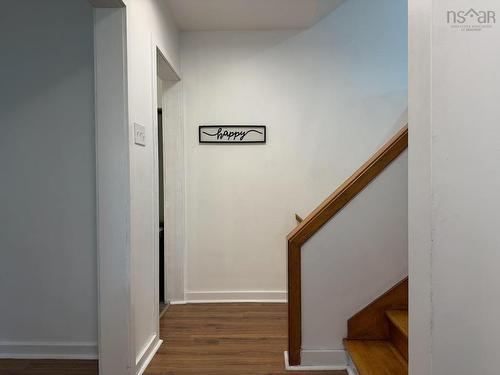7 Highland Avenue, Yarmouth, NS 
