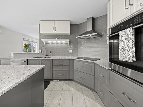 27 Sheffield Court, Fall River, NS - Indoor Photo Showing Kitchen With Upgraded Kitchen