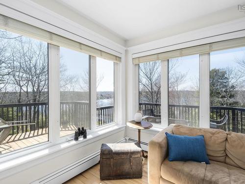 27 Sheffield Court, Fall River, NS - Indoor Photo Showing Living Room