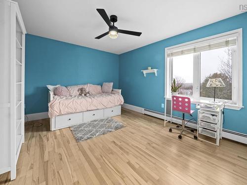 27 Sheffield Court, Fall River, NS - Indoor Photo Showing Bedroom