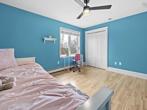 27 Sheffield Court, Fall River, NS - Indoor Photo Showing Bedroom