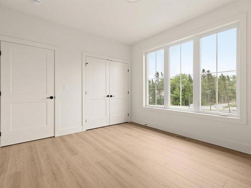 137 Parish Street, Fall River, NS - Indoor Photo Showing Other Room